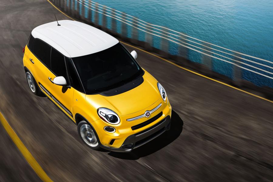  Fiat 500L Trekking 2013 года  (US) (фото 13 из 44)